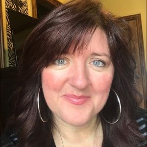 Meet your Posher, Kim